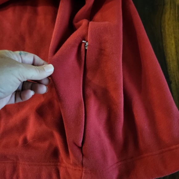ATHLETA LONG-SLEEVED RED COWL NECK ZIP POCKETS THUMBHOLES SZ 3X - Picture 3 of 8